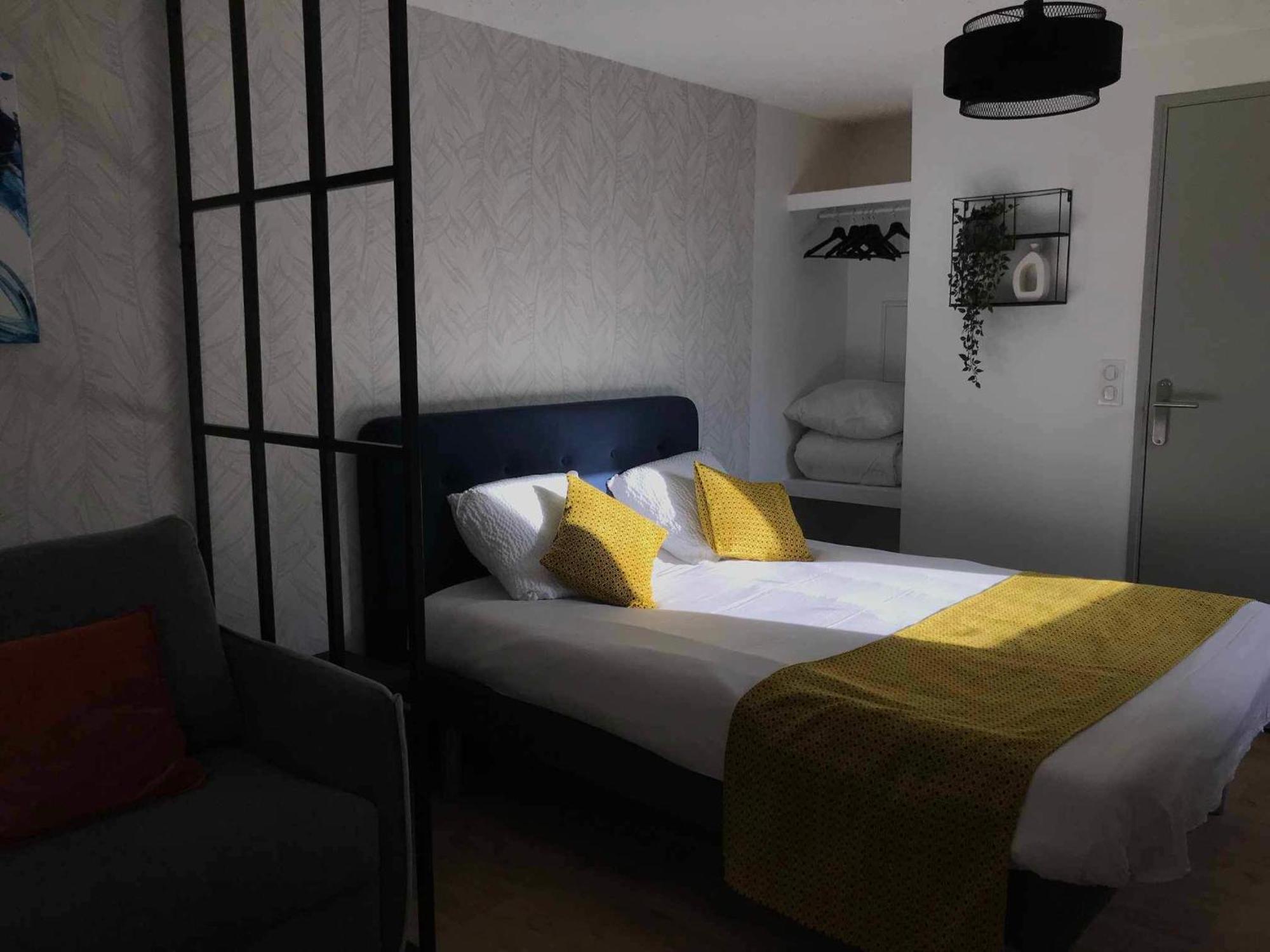 Cit'Hotel Design Booking Evry Saint-Germain-Les-Corbeil Senart Eksteriør billede